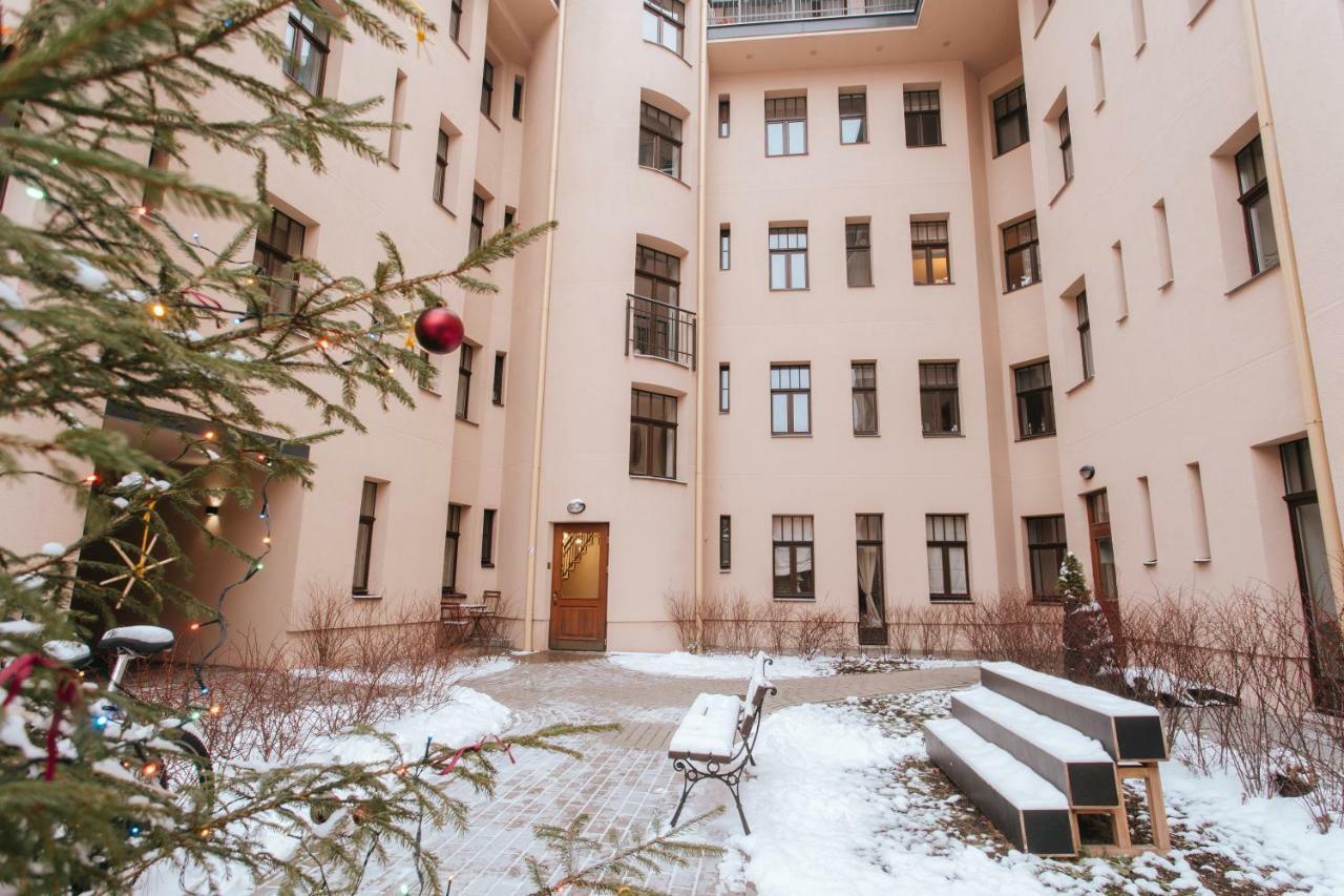 Íbúð Residential In Near Agenskalna Quarter *
